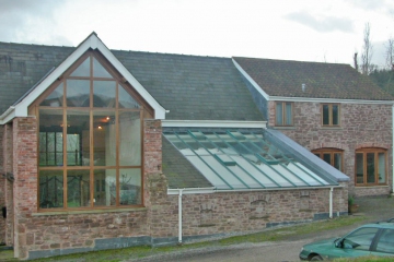 020-barn-conversion-front-close-shot-after